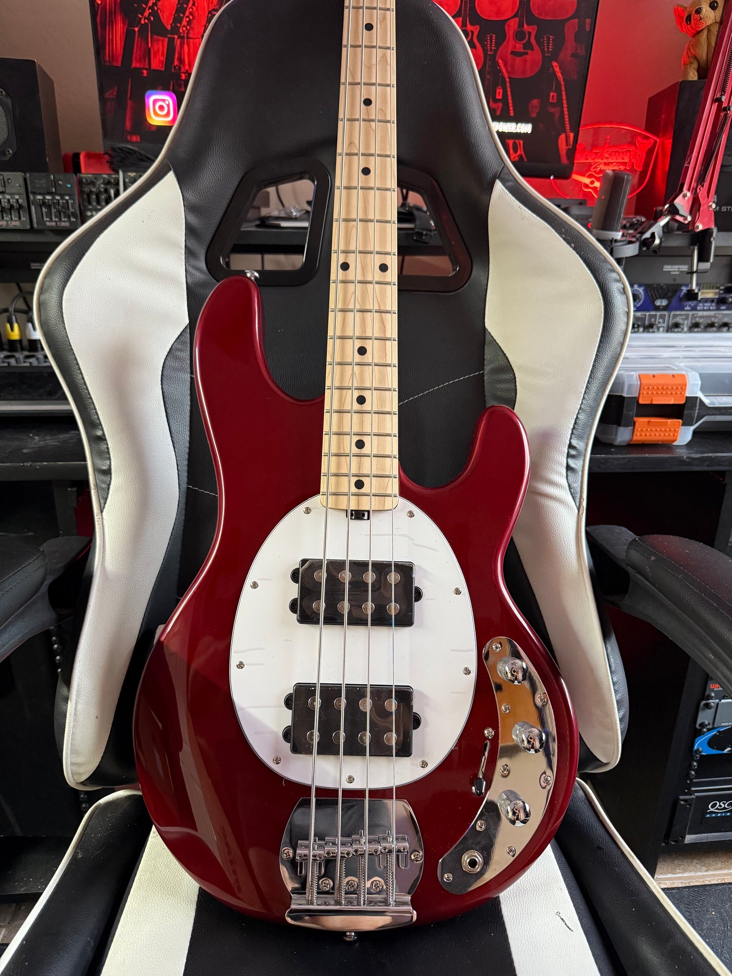 Sterling 4 String Stingray Bass HH
