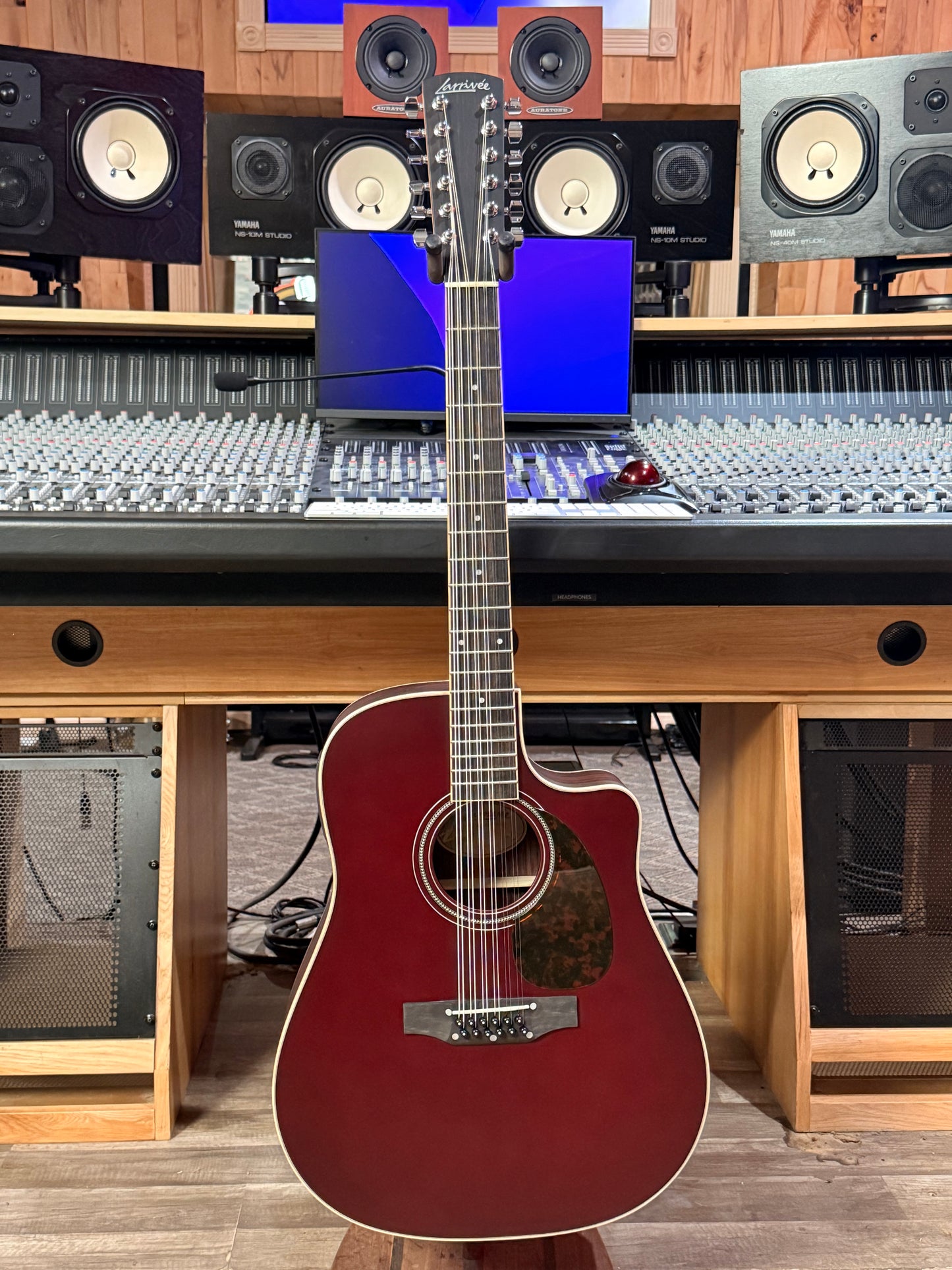 Larrivee 12 String