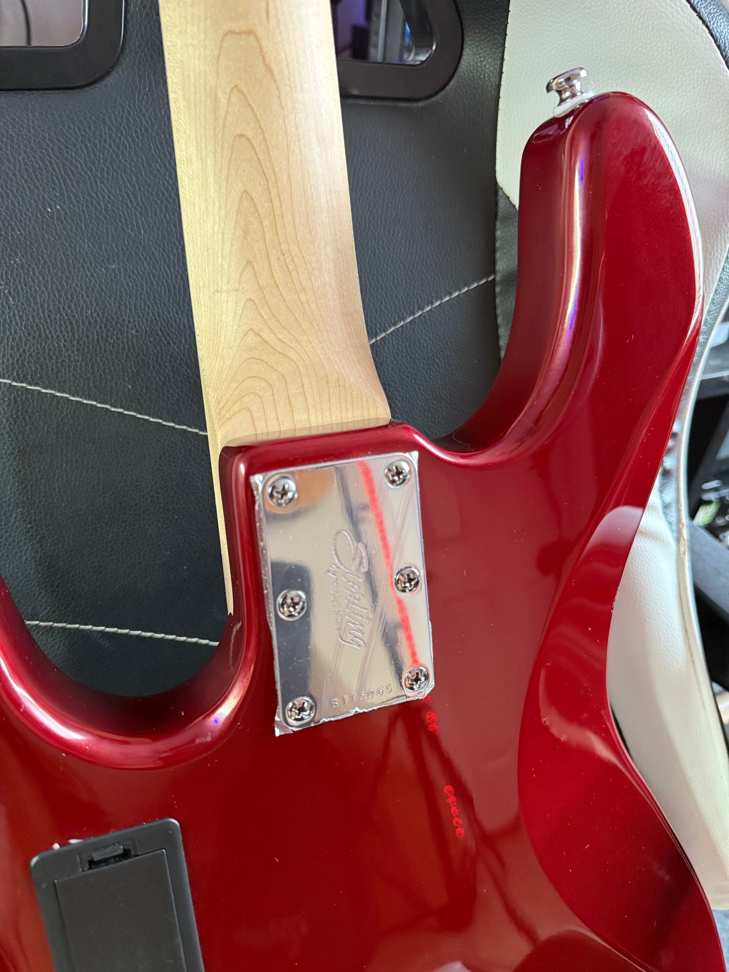 Sterling 4 String Stingray Bass HH
