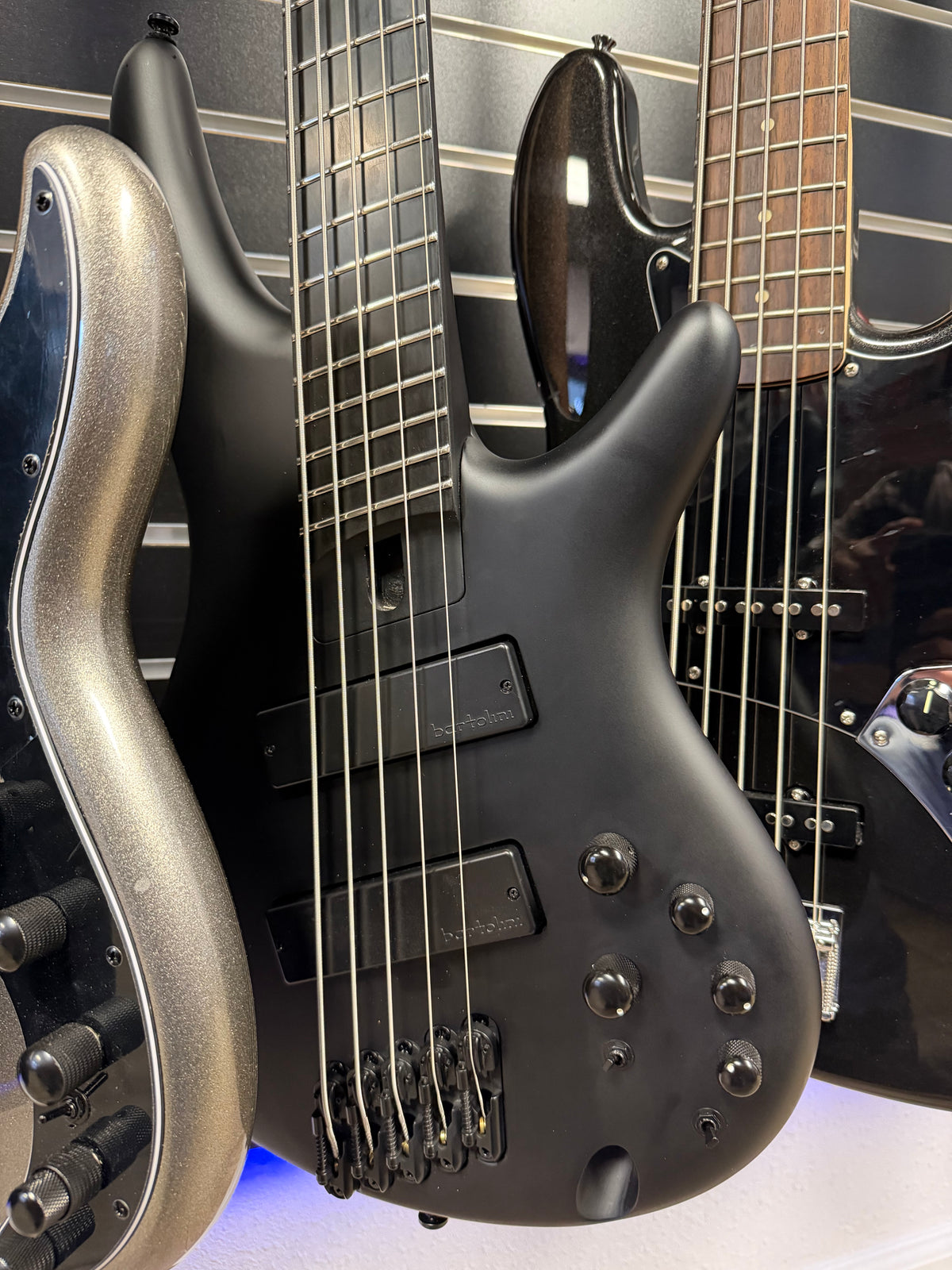 Ibanez SRMS625EX