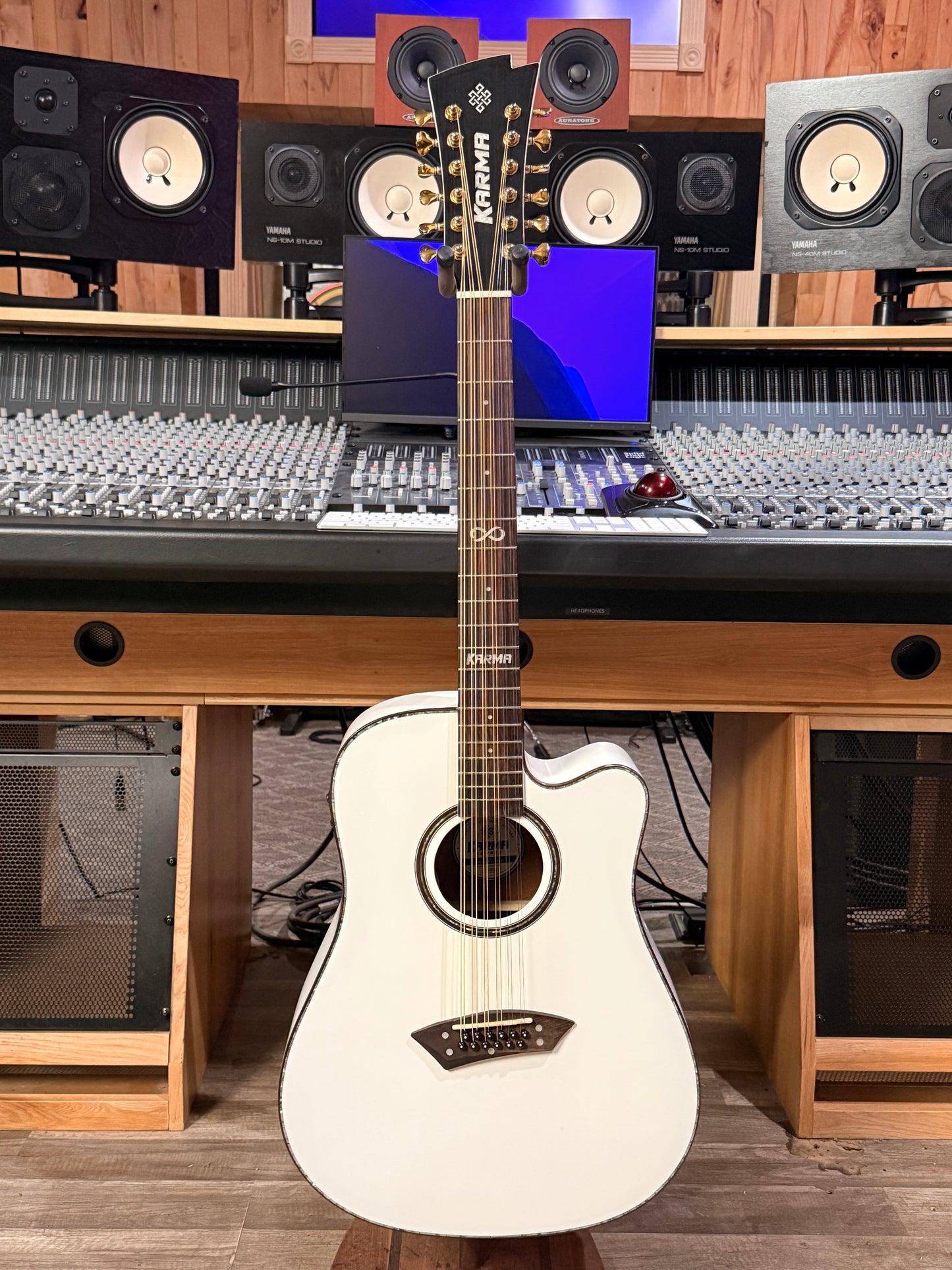 Karma infinity 12 String