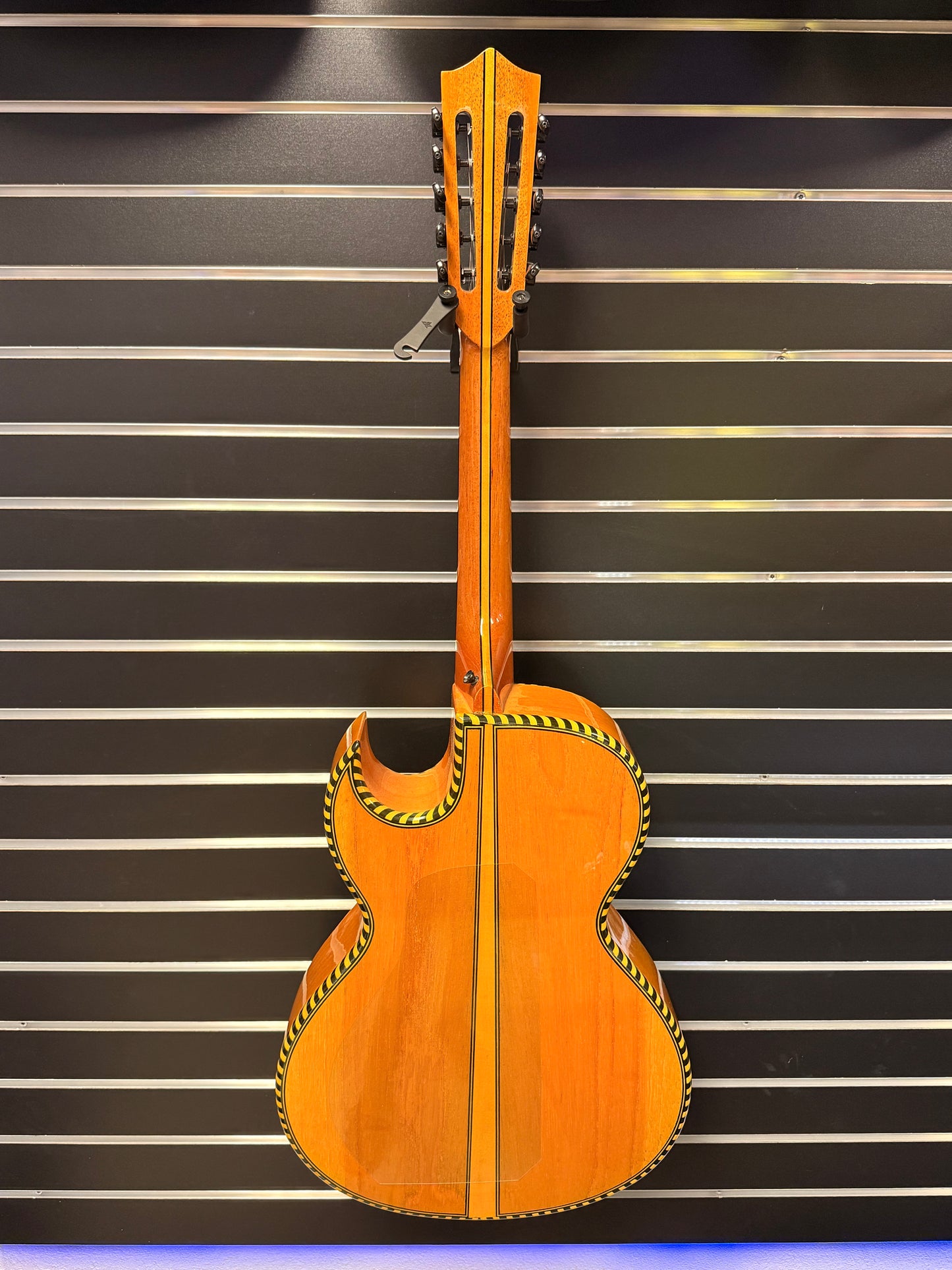Pasaye Custom Bajoquinto
