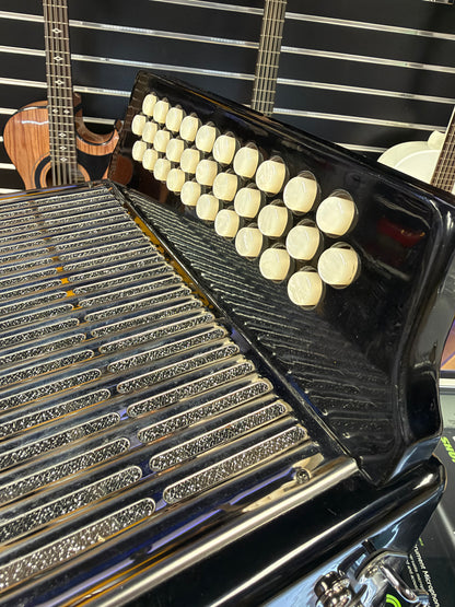 Montanari Accordion 3112 Black