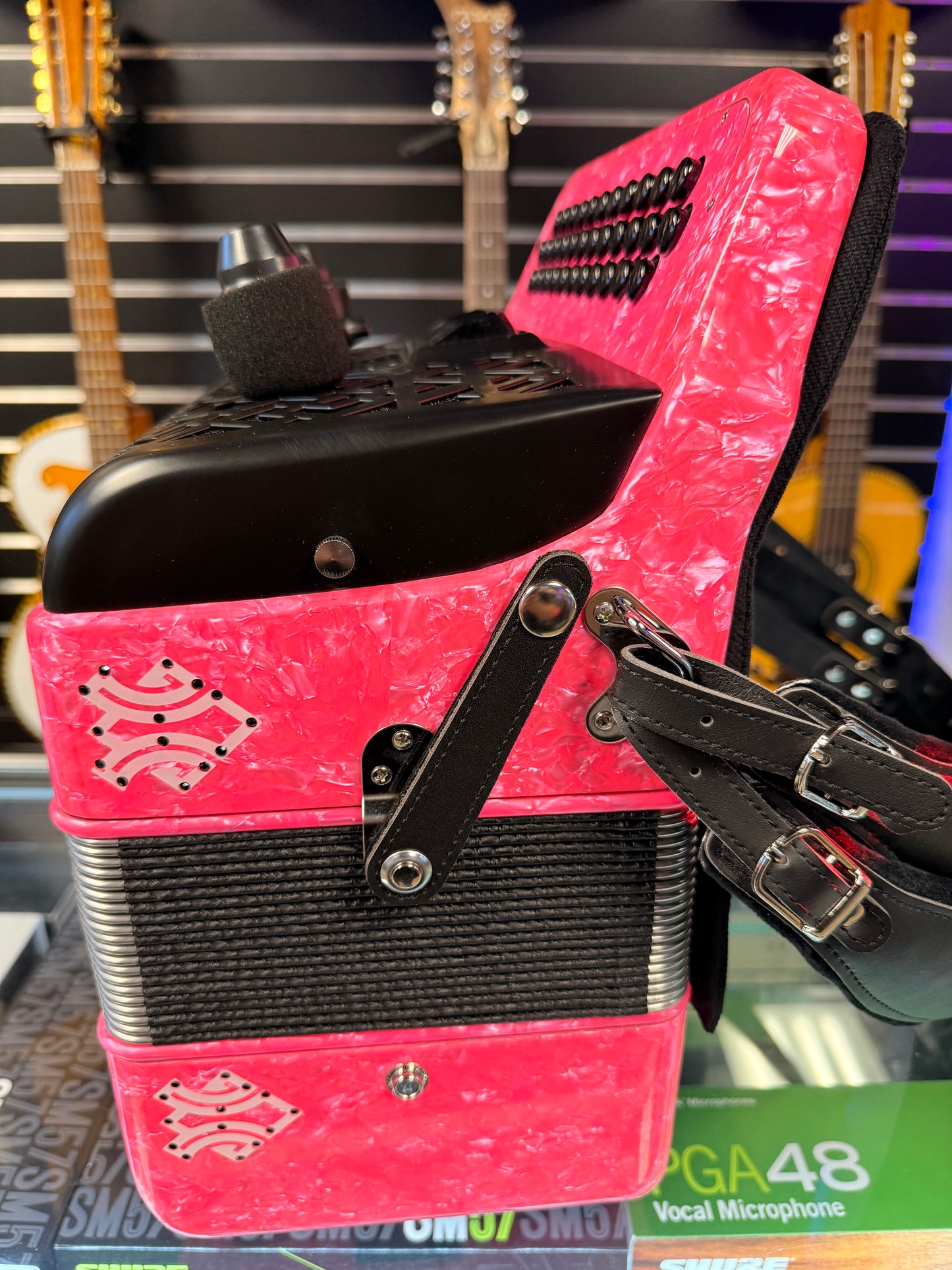 Vento Accordion Pink + Massiv 2 fly