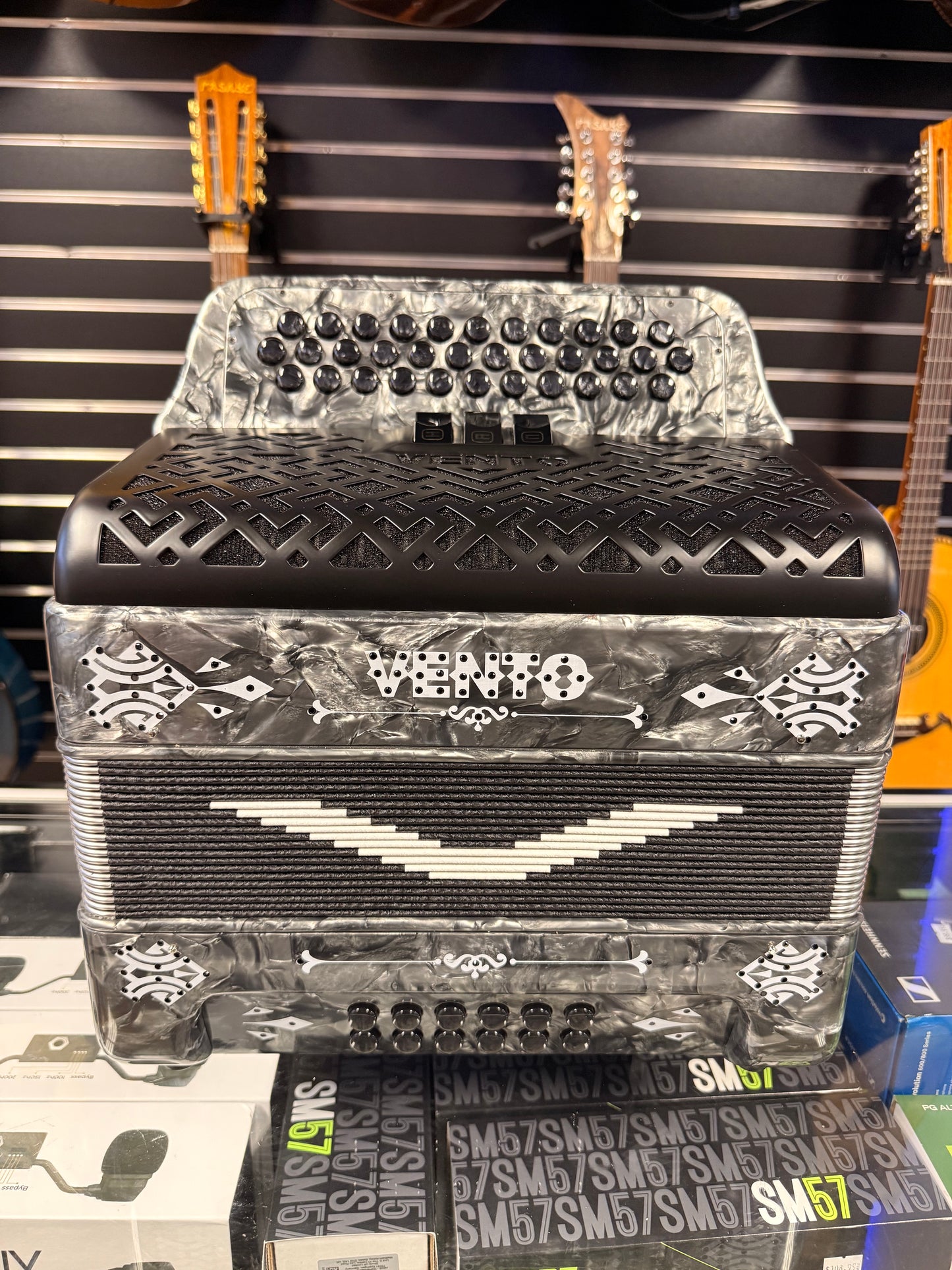 Vento Accordion Grey FA
