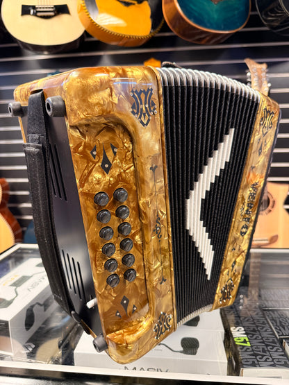 Vento Accordion Gold