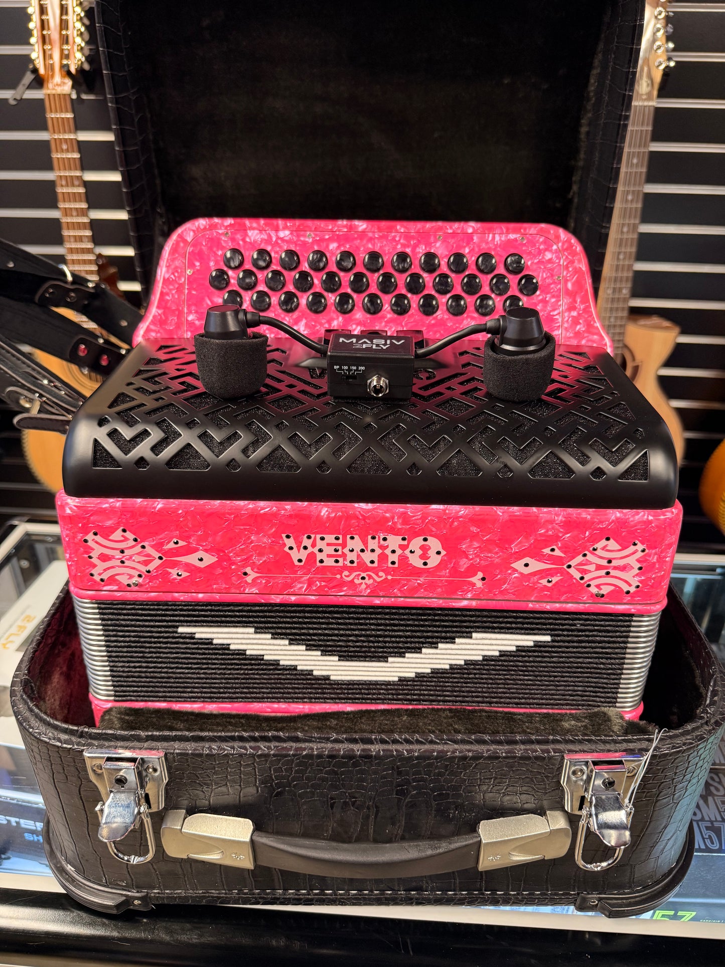 Vento Accordion Pink + Massiv 2 fly
