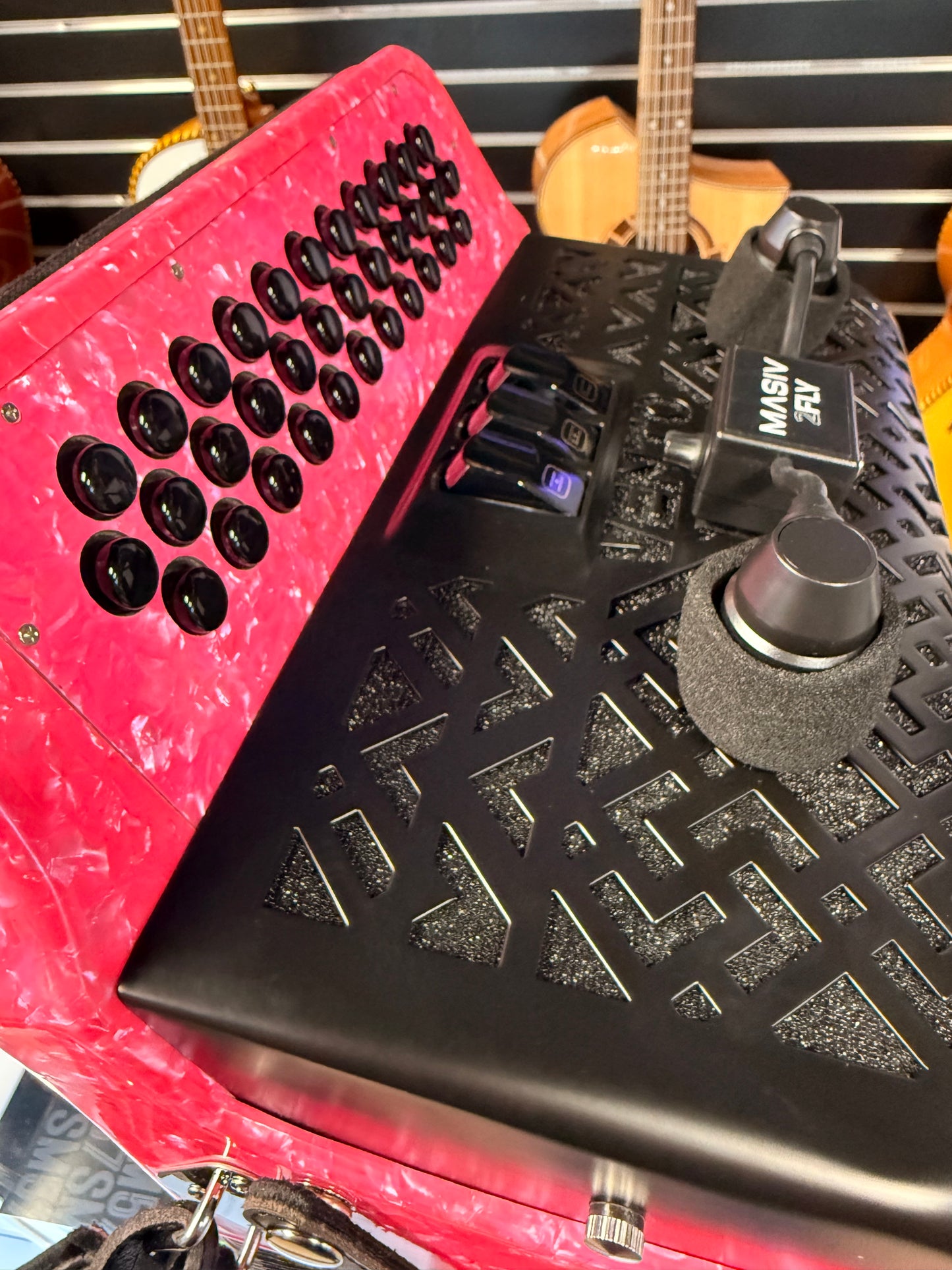 Vento Accordion Pink + Massiv 2 fly