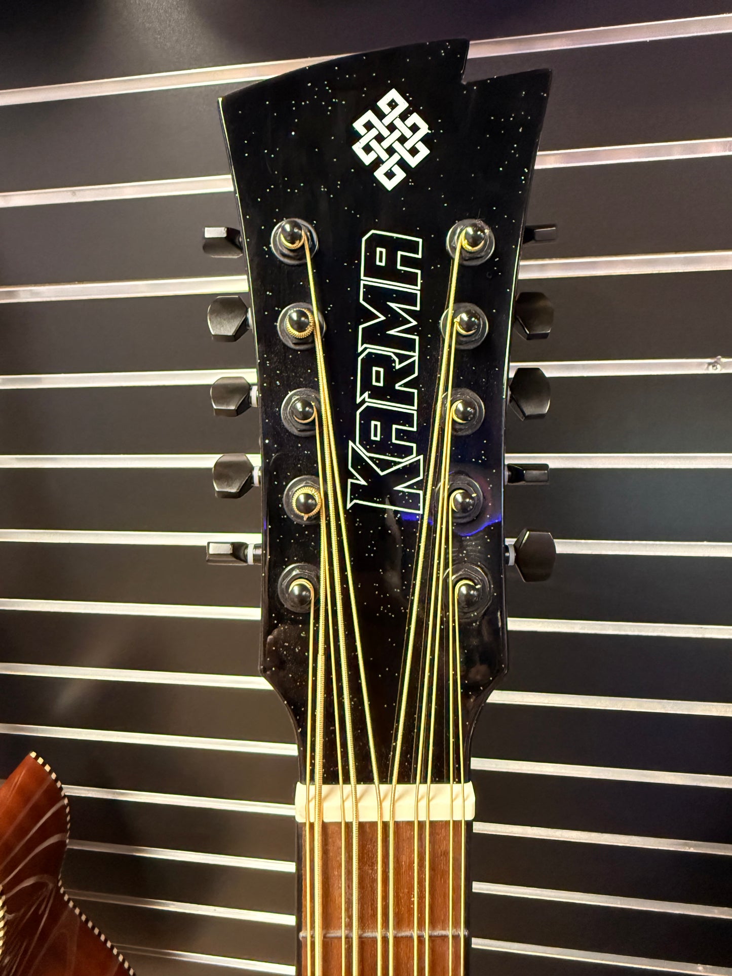 Karma Bajoquinto Aztek Blk