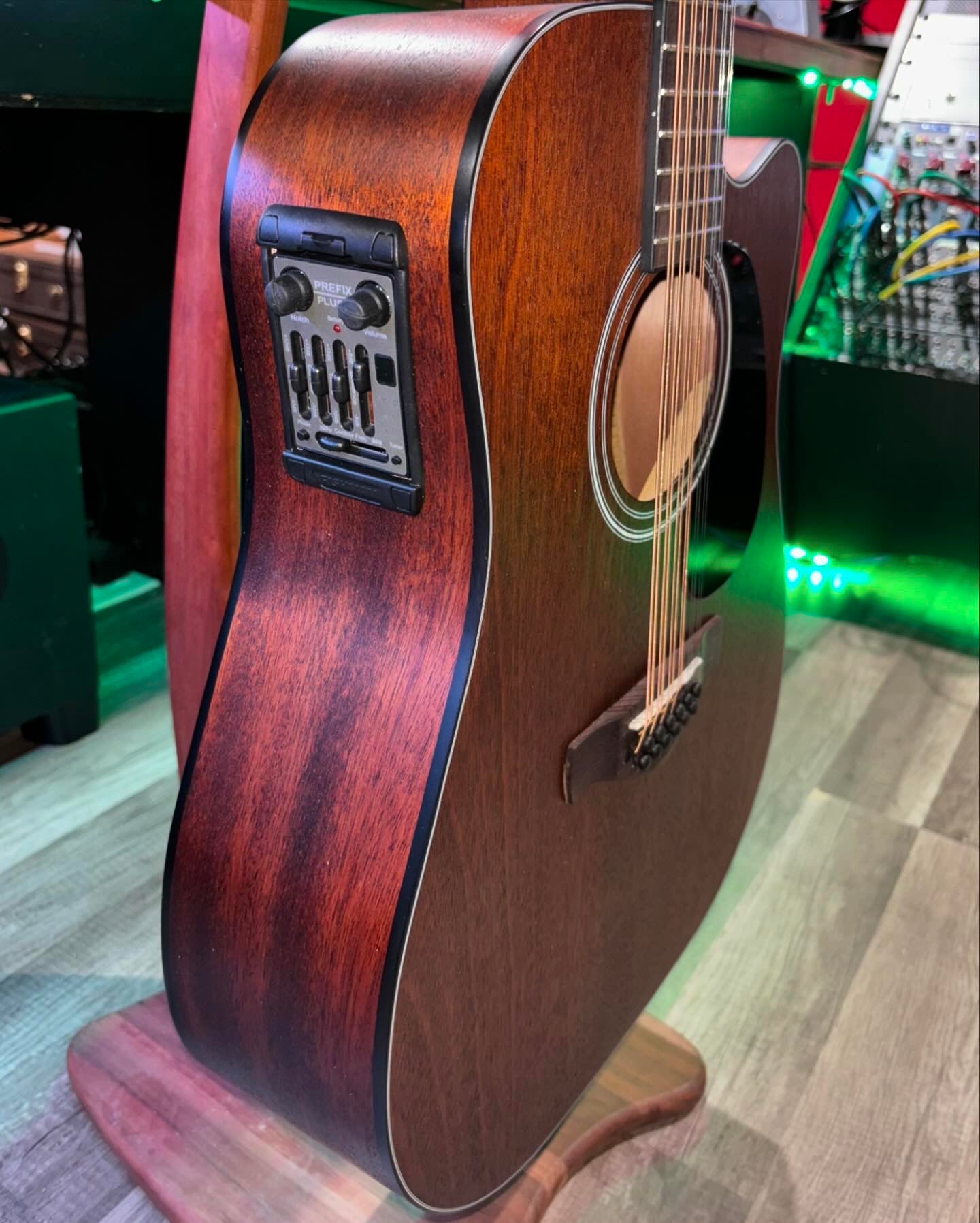 Custom Ibanez AW5412 – TK Power Guitars