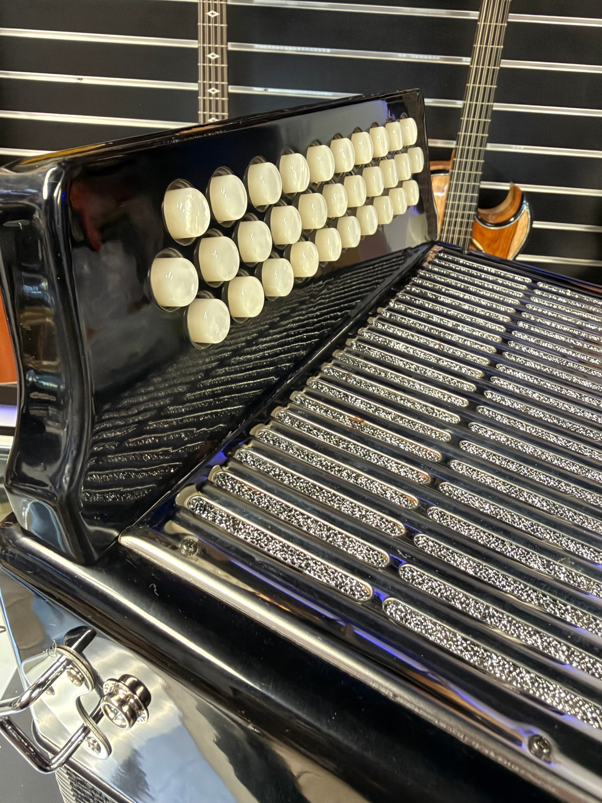 Montanari Accordion 3112 Black