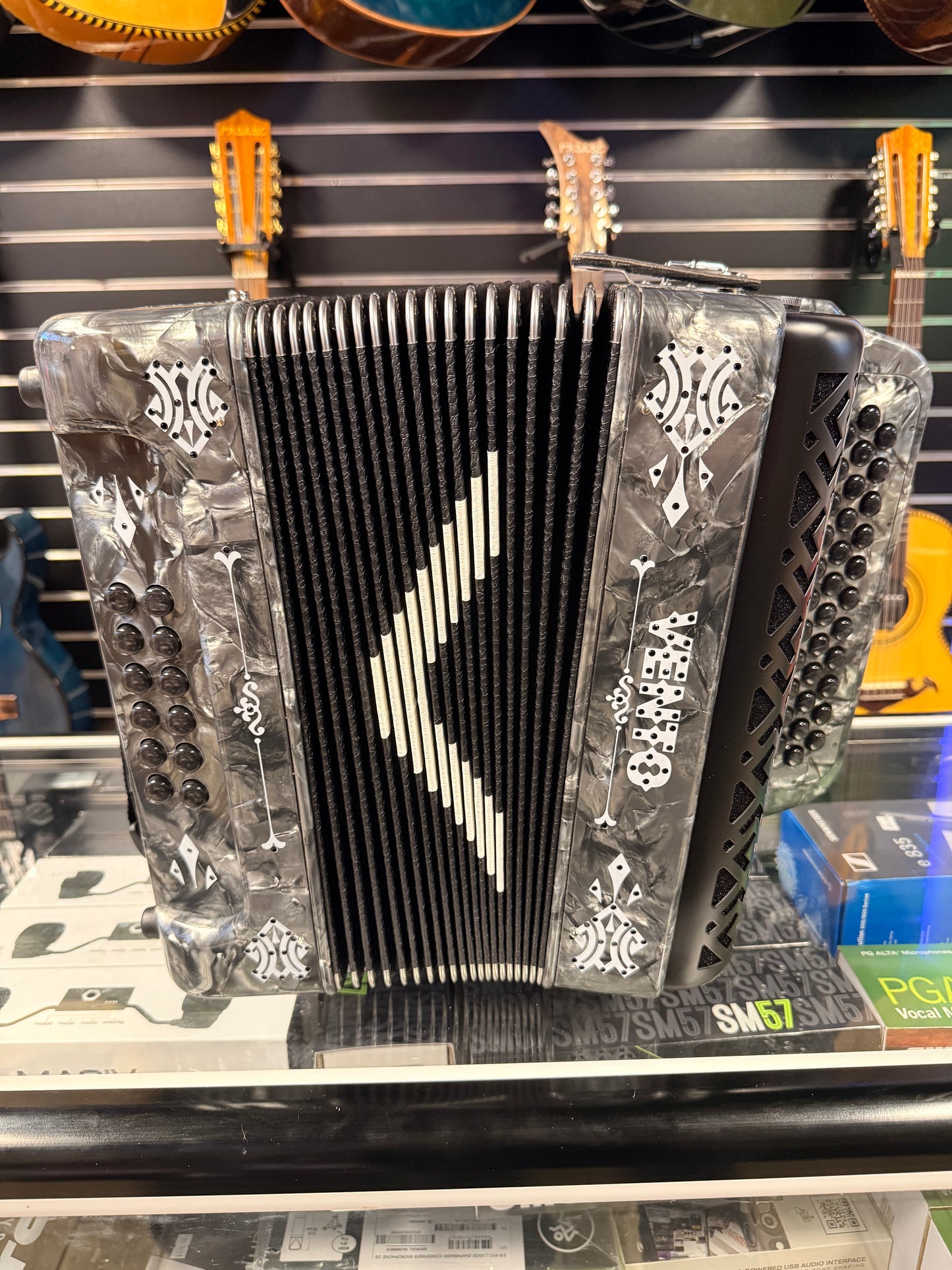 Vento Accordion Grey FA